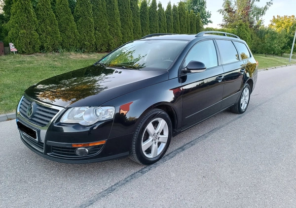 Volkswagen Passat cena 16600 przebieg: 215000, rok produkcji 2008 z Nidzica małe 436